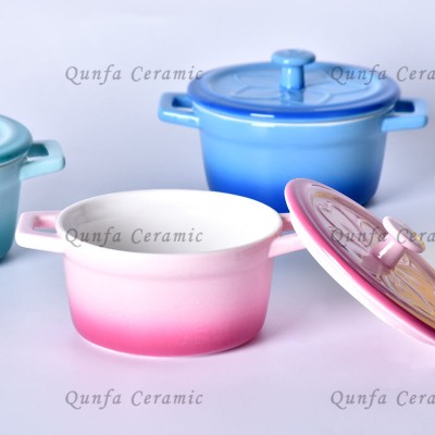 High quality ware handle small ceramic for  microwave oven Four color soup pots